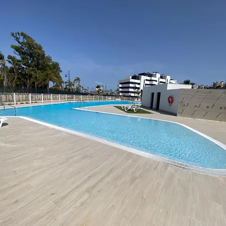 Atico De Lujo Donde Disfrutar Del Mar Y El Golf